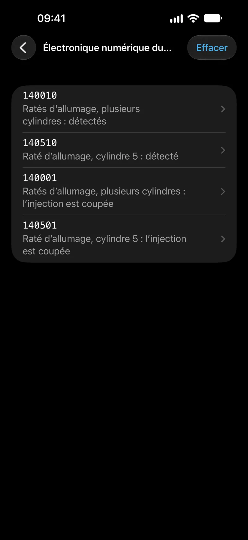 Écran de BimmerLink affichant les codes défaut d’un calculateur sur iPhone