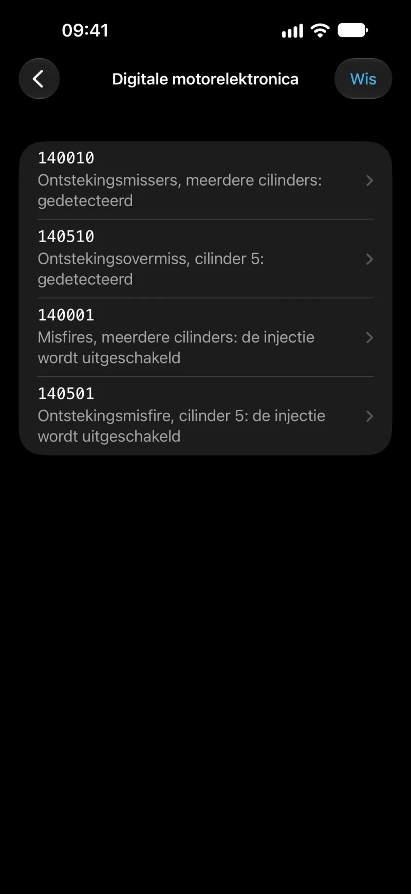 Scherm met foutcodes van een regeleenheid in BimmerLink op iPhone